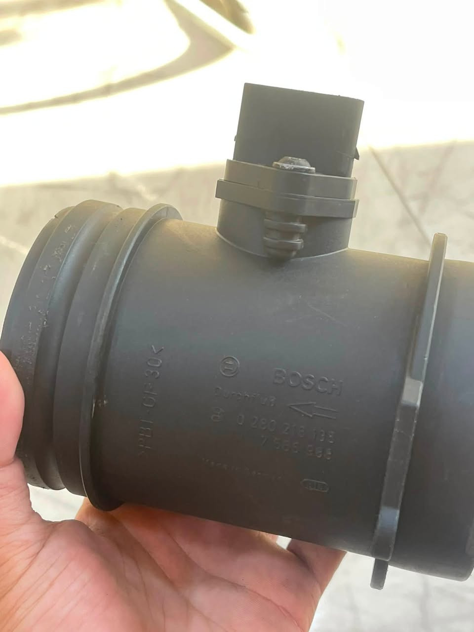 السلام عليكم
ايرفلو  محرك 45i

Bosch 0 280 218 135
شغال ونضيف حيل  مـטּ دون اي كود ب سيارة 
وقرائتة موجودة. 
وشرط مامحطوط علية قطرة بخاخ منظف الكترونيات

يرهم لكل محركات 45 
باخره 
ميماتي
 X5

وقرائتة 
19.60 kg/h.  26.80kg/h
5.4g/s.   7.4g/s
سعرة ب85 الف وعندي توصيل


**إذا كنت صاحب هذا الإعلان وتريد حذفه لأي سبب، رجاءا أرسل رسالة إلى الدعم الفني**