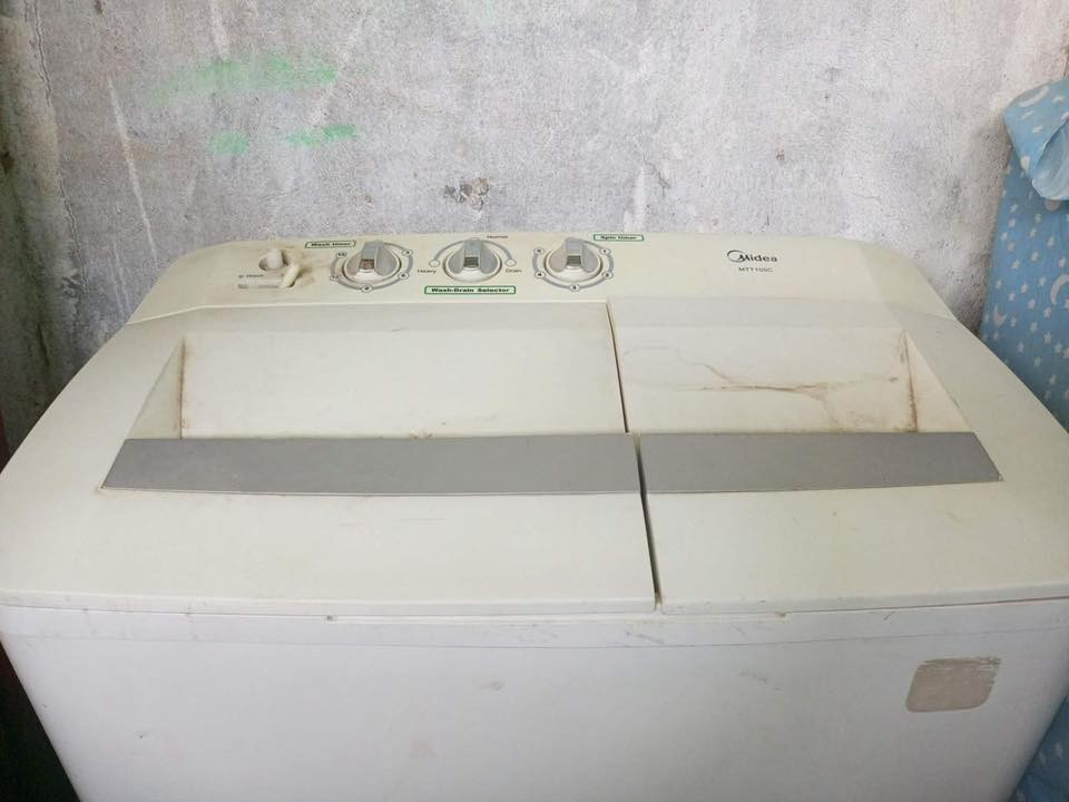 طباخ سعره 200 وبي مجال
غرفه نوم 300 وبيها مجال 

ثلاجه 150 بيها مجال 

كاونتر 170 بيها مجال 

سبلت 250 بي مجال

غساله سعره 100 

مبرده 70 بيها مجال 

ميز +بلازمه 200

طباخ صغير 60 بي مجال 

غساله كبيره 160 وبيها مجال

للاستفسار ***********
