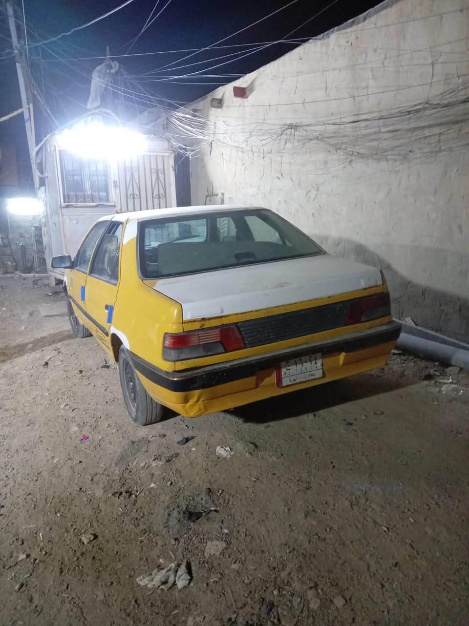 سلام عليكم بيجو روى موديل 2009
سيارة نظيفة كهربائيات كلهة شغالة سعر 16ورقة بيهة مجال  رقم ***********
مكاني بغداد زعفرانية
