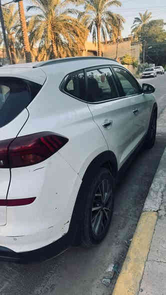 توسان ٢٠١٩ للبيع خليجي
اللون ابيض 
ماشي ١٥٧ الف 
بيها حادث بالصندوق داخل العراق 
السياره مابيها اي عطل 
البنيد بيه شويه بارد
رقم اربيل الجديد وسنويه جديده
للاستفسار  *********** دكتور قتاده 
السعر ١٩.٥٠٠ الف دولار 
المكان العامريه
