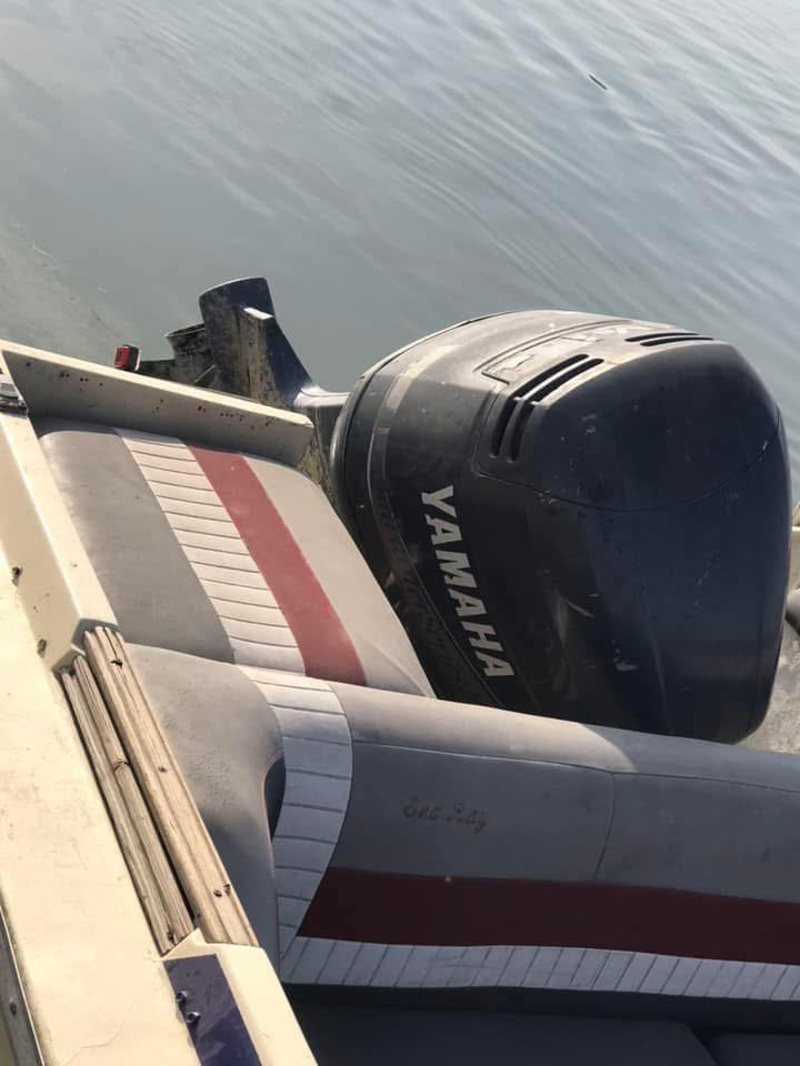 السلام عليكم للبيع زورق سيرا محرك 200 ياماها مسجل اناره جديده  الاتصال ***********
