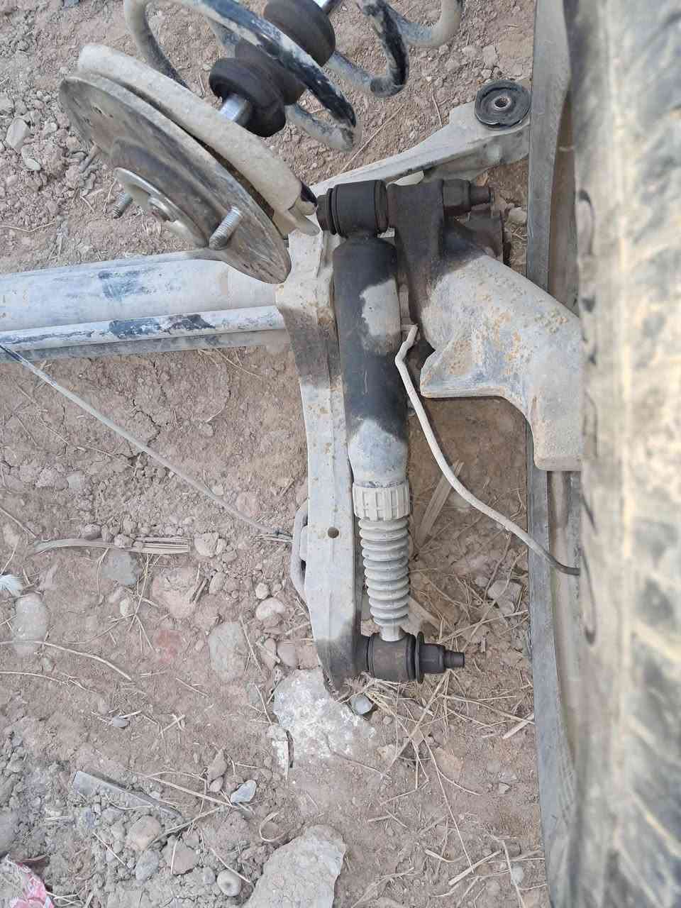 غراض سمند تفصيخ وعندي راديتر ماءوتبريد وجامة خلفية وجام ابواب ***********
