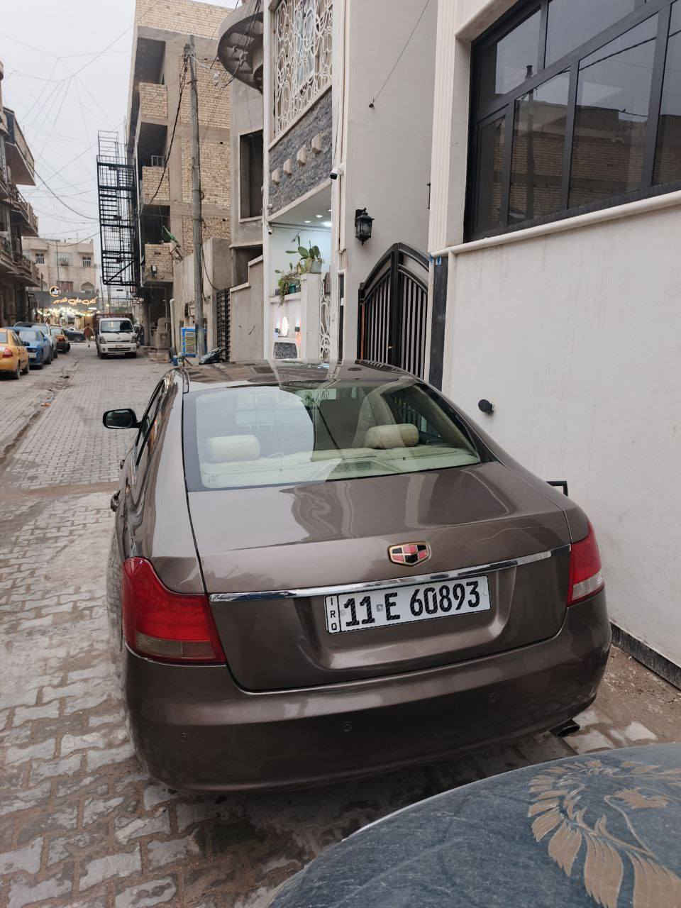 السلام عليكم 
امكراند c8 حجم كبير 2013
اوتوماتيك "
*محرك وكير بلادي مسيبوشي مكفول
*برده خلفيه بلاد
*صدر امامي خلفي جديد 100%
*شاشه أندرويد 
*حساسات خلفيه
*سلايد روف
*اشاير بل مري 
*تبريد شغال وتدفئه شغال 
*الكشر مكفول من ضربه 
*ويل ١٨ 
*وبعد....
العنوان بغداد ـالكرخ
السعر 66$
*********** بغداد, العراق
