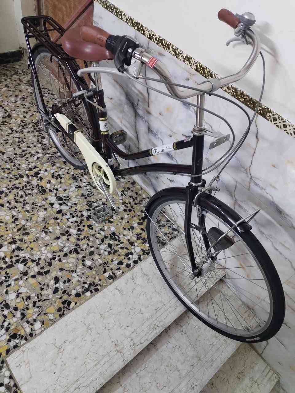 السلام عليكم شباب
بايسكل لبيع حجم 26
كير وحساس و سيبايه عضميه
المديل 2016 بايسكل ياباني
متوفر توصيل المكان بغداد الدوره
*********** بل خير يصير من نصيبه
