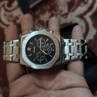 ساعه • للبيع