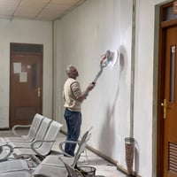 💡 صباغ متفرغ حالياً! صبغ جدران داخلي وخارجي، معالجة الرطوبة، صبغ بيبان...