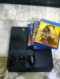 بلاي ستيشن ٤ • ٥٠٠ جيجا • جويستك اصلي
