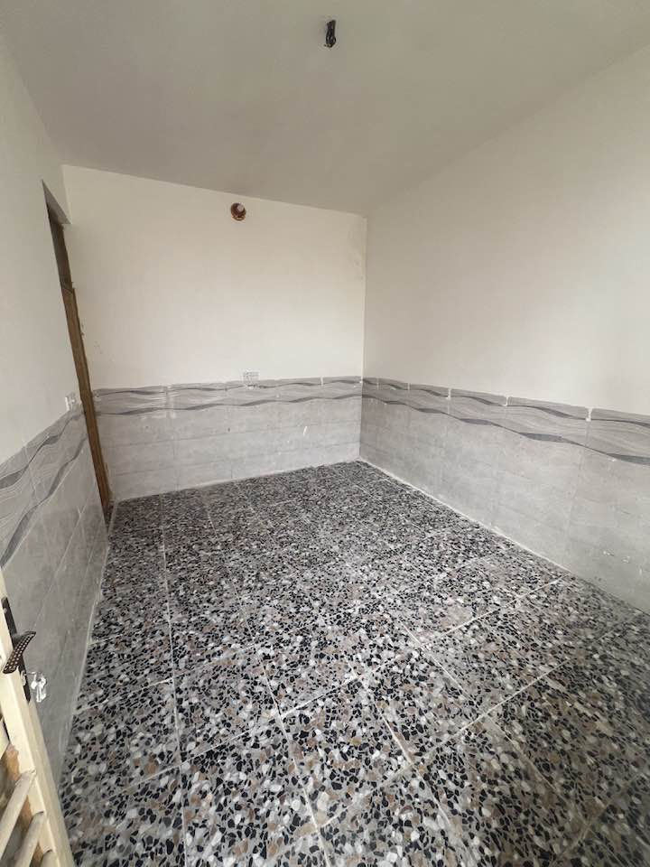 سلام عليكم مشتمل للبيع مساحته 55متر واقع حال 60 ركن على شارع عشرين بناء جديد طابو صرف السعر 40بي مجال بسيط العنوان مشتمل حسينيه الراشديه خدمات مسقط مقابيل حسينيه الزهراء رقم الهاتف ***********
