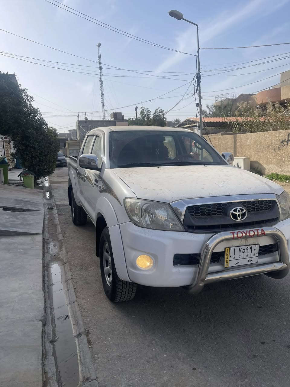 تيوتا هايلوكس فورويل4*4موديل (٢٠١١) اوتماتيك
مكفول ماعدا بارد وسونار مرفق مع المنشور. رقم بغداد 

صدر تخم تاير اي نقص مابيها. السعر (١٧٨) وبيها مجال 

عنوان ديالى بعقوبة هـ /***********
