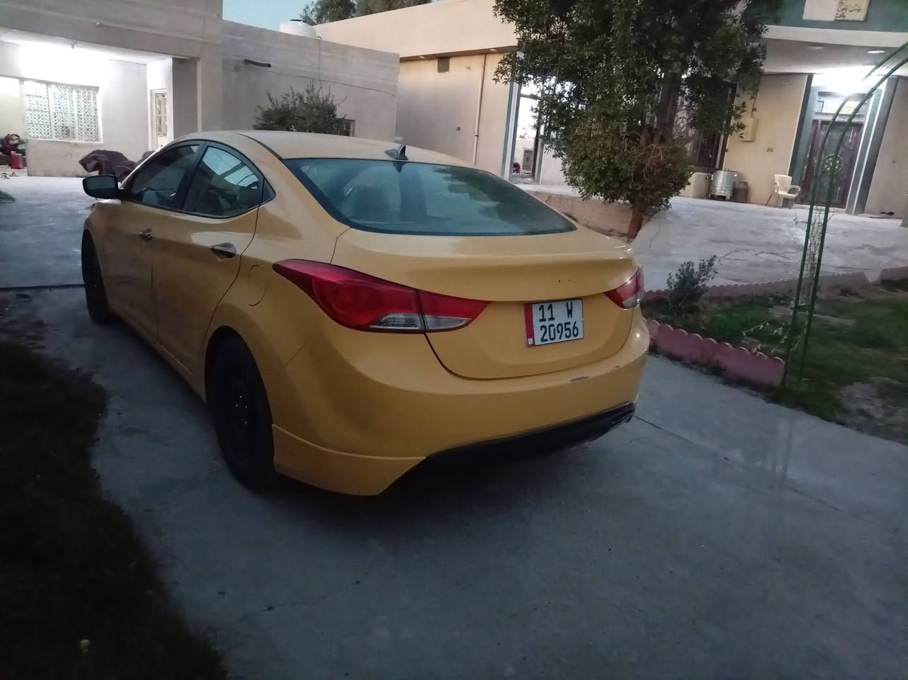 سلام عليكم ورحمة الله وبركاته
النترا للبيع موديل ٢٠١٣ نص فول
يعني فتحه بلقماره كشنات جلد
كشن كهربائي تدفه بلكشنات اشاره بلمراي
مكينه دوش ٢٠٠٠ كير ومكينه خير من الله
صدر جديد تبريد غير شغال تدفه شغاله
حادثة جاملغ امامي امبدل
بدون دواخل اسياره ماشيه ١٤٦
استخدام شخصي اسياره عندي من ٢٠١٧
رقم انكليزي بغداد بسمي امصفره
هيئه غرامات داخله هزه جديد
تحويل كبل مباشر 
مكاني بغداد اسعر ١٠٥ وبيه مجال حك اجيه
رقم اتلفون  ***********
