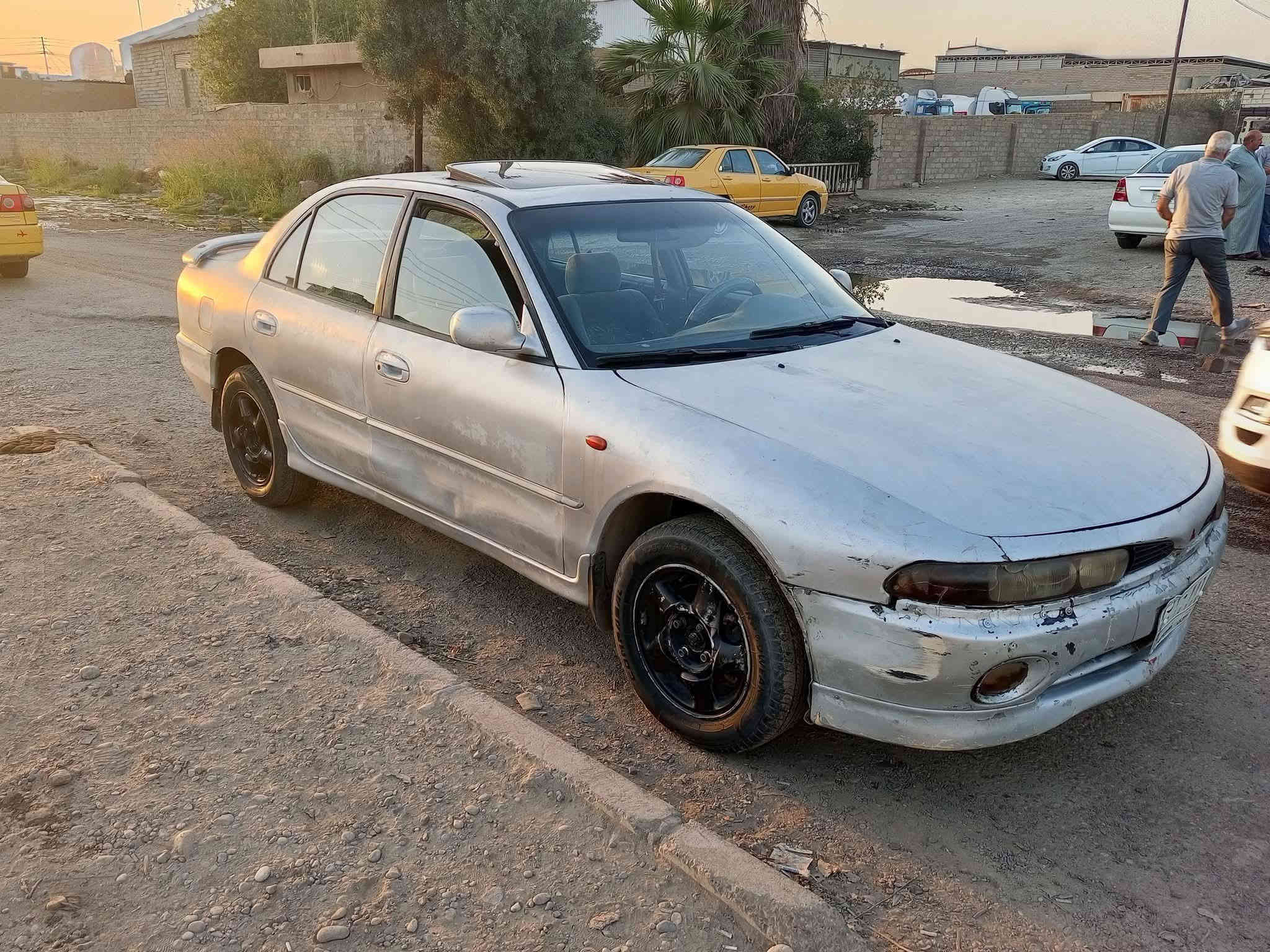 السلام عليكم ميستي بوشي قلند نفخ للبيع موديل 93 سنويه 29 وكاله وتحويل بشرط جير مكينهر القشر من قدام العين سعر 23 وبيها مجال للطيبين مكان السياره موصل برطله ***********/***********
