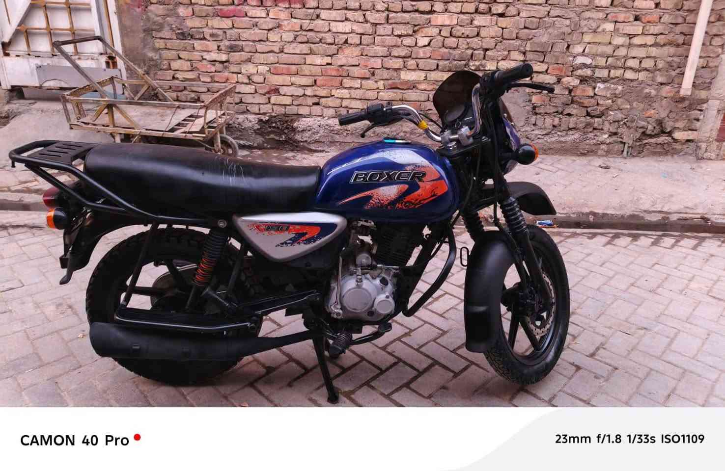 السلام عليكم شباب دراجه بوكسر 2023 دراجه اوراق كامله مكاني بغداد الدراجه عطل بها فقط السلف الكامله واي نقص ما بيها سعر 1,400, الدراجه حلوه وناعمه ***********ال*********** واتساب والثيران كارت
