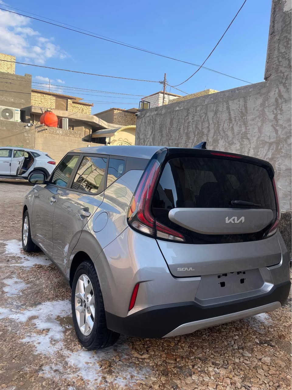 كيه صول موديل 2025 دخول جديد منفيس باسمي كلين بدون حادث بدون بارد بدون تكحيل شرط السونار وصور الحادث مرفقه بالمنشور 
ماشيه 20 الف
مواصفات 
رادار امامي
رادار خلفي
رادار جانبي
نقاط عمياء
ويل گب
فول تحكم استيرن
تحديد مسار
قيادة ذاتية 
وضعيات قيادة
مثبت سرعة
عداد دجتل
اطفاء ذاتي
كامرة خلفية دوارة
محرك 2000 دوش✈️✈️
للاستفسار 
‭0783 853 4606‬
او واتساب 
*********** حلة, بابل
