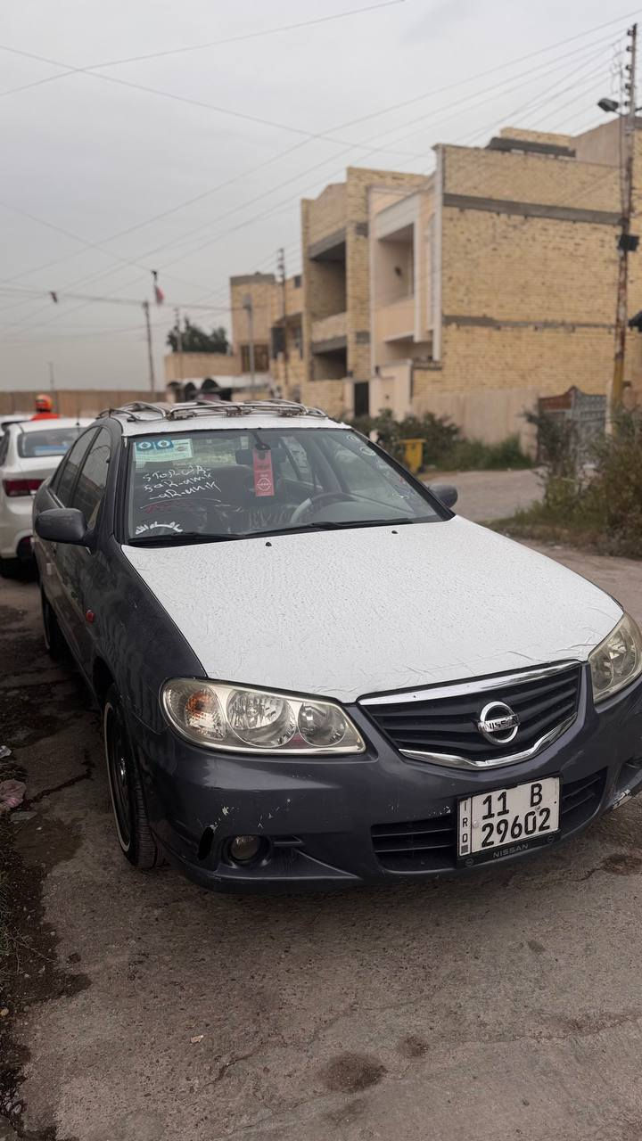 سلام عليكم نيسان سني ياباني موديل 2005
سياره بسمي تحويل مباشر كير مكينه بلادي 
سياره حداديه جديده ترأيها يخبل سياره مال جناي 
داخلها جديد ونضيف صبغ حزام وجوه فابلون جراد 
مكاني بغداد البياع ***********  سعرها (76)وبيها مجال
