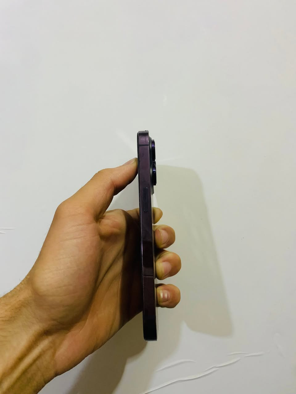 14برو فقط جهاز شرق اوسط دبل خط ZA
مبدل شاشه فقط فقط تفصيخ شرط وخدش مابي جهاز جديد 

وعل فحص شرط كله شغال شلع لبيع قيم بل يرضه الله 

او السعر خاص او التصال ***********
