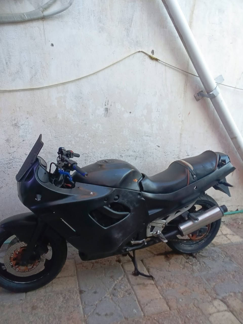 دراجة بطح جكسر موديل 96
بيهة نواقص بسيطة
للتواصل ***********
