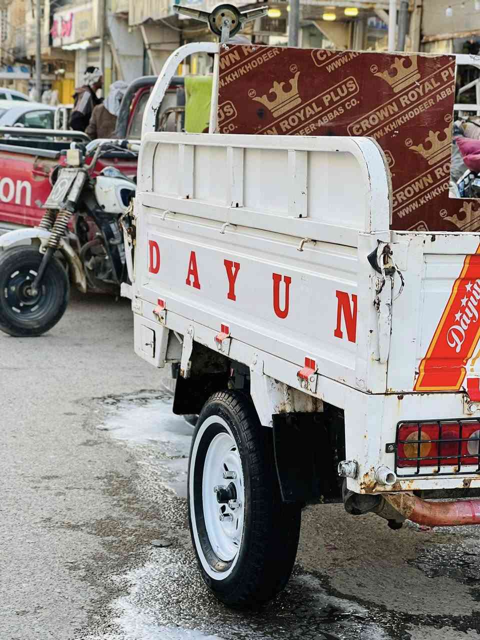 سلام عليكم ستوته دايون مديل 2018اوراق من الوكيل باسمي مكينه مامفتوحه ولا تبخير ولا تنقيص خير من الله كهربائيات كله شغاله لايت بك لايت هورن بوش اشاير يمنه يسره فقط عوزه صچمات سلف شاصي حلو لاخياس ولا لحيم بدي نضيف (السعرب2100وبيه مجال للشراي للاستفسار اكثر ***********بي واتساب )مو شراي لاتكسر بحلال العالم رحمه الموتاك
