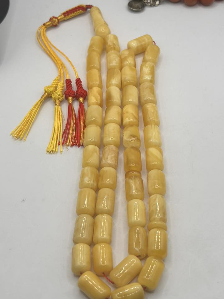 مسباح كهرب حر طبيعي كنغرادي شجري ماشاء الله مسباح ثكيل محمل شيوخ كصة برميلي الوزن 85 غم قياس الحبة 11.5*18 ملم عدد الحبات 45 حبة السعر خاص يوجد توصيل للمحافظات كافة.


**إذا كنت صاحب هذا الإعلان وتريد حذفه لأي سبب، رجاءا أرسل رسالة إلى الدعم الفني**