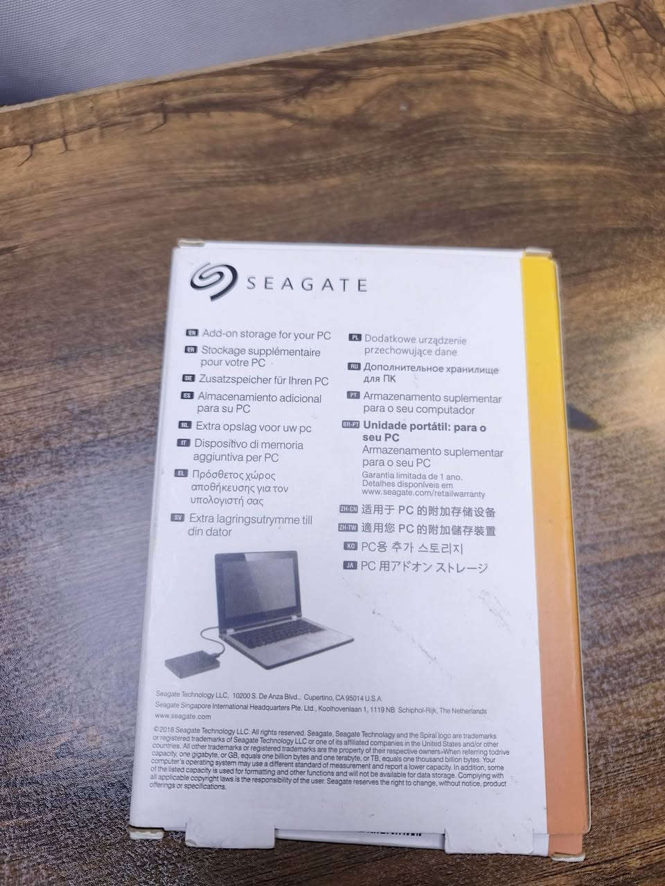 السلام عيكم
هارد يا جماعة الخير (seagate)  خارجي 

الحجم 4T حقيقي مو كلاوات 

تاخذ شرط الفحص 

و جديد ما مستخدم نهائي مثل ما تشوفن 

مزادة يبدي من 60


**إذا كنت صاحب هذا الإعلان وتريد حذفه لأي سبب، رجاءا أرسل رسالة إلى الدعم الفني**