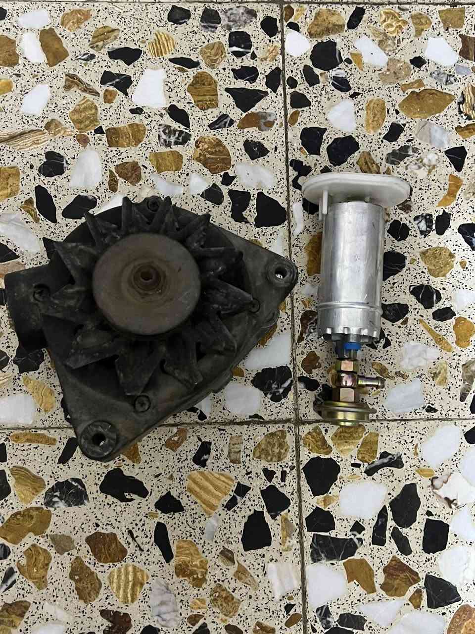 سلام عليكم فيتبم شغال فول جديد و الداينمو نقص فحمات و السعر المطلوب 60 ألف ***********
