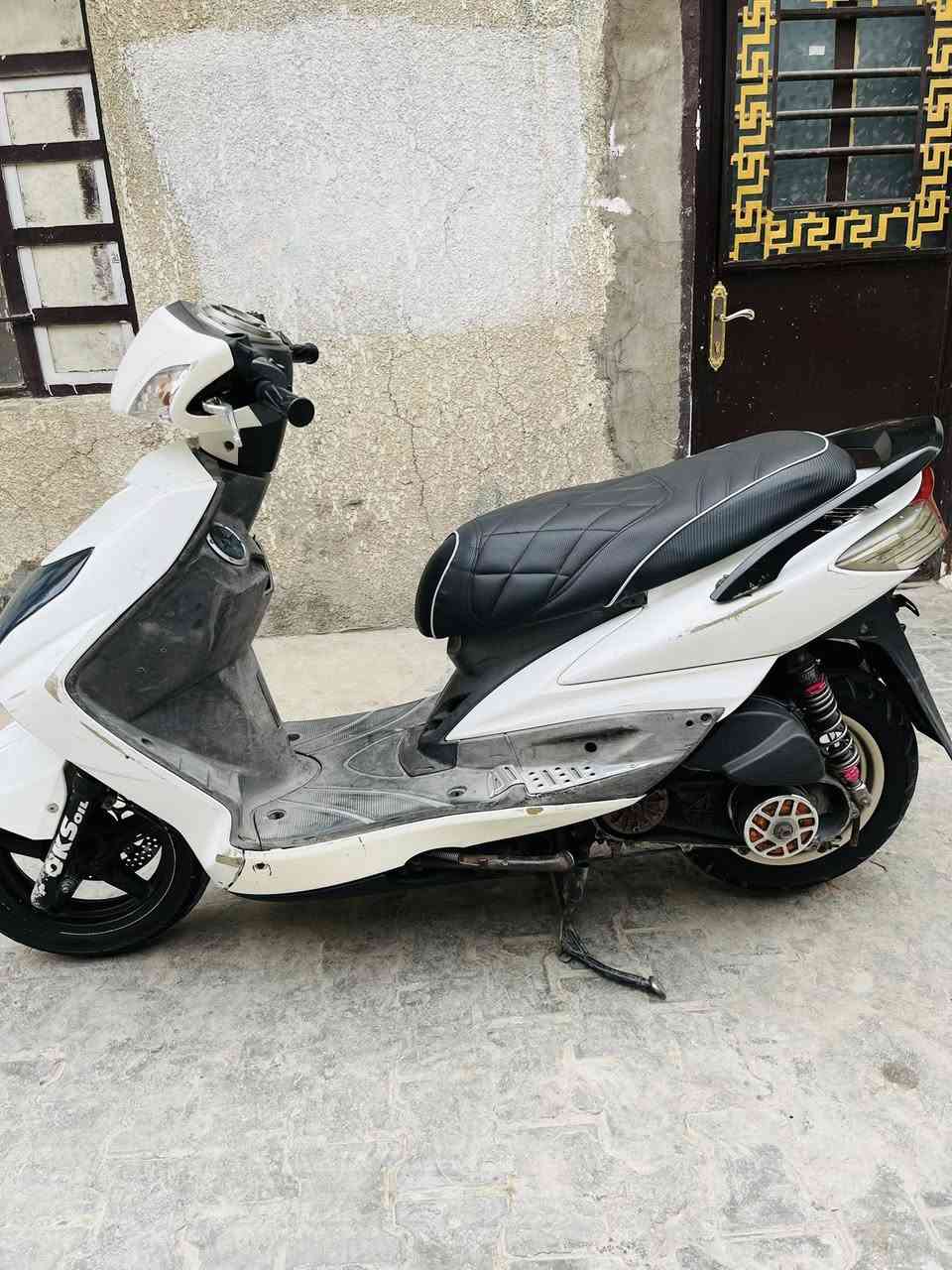 سلام عليكم سكنس فحل للبيع نوزل الدراجة رمبة كلجات رياضي دبلات رياضي دراجة نكرة سلف الدراجة خير من الله سعر 800 وبيها مجال 
لاتصال ***********
