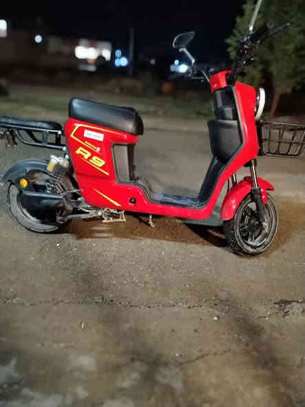 سلام عليكم
باسكل شحن 

للبيع 

ار 9

يرجع بك 

فول نضافة 

السعر 650وبي مجال قليل 

مستعمل جديد 

ارقم *********** //المكان المقدادية
