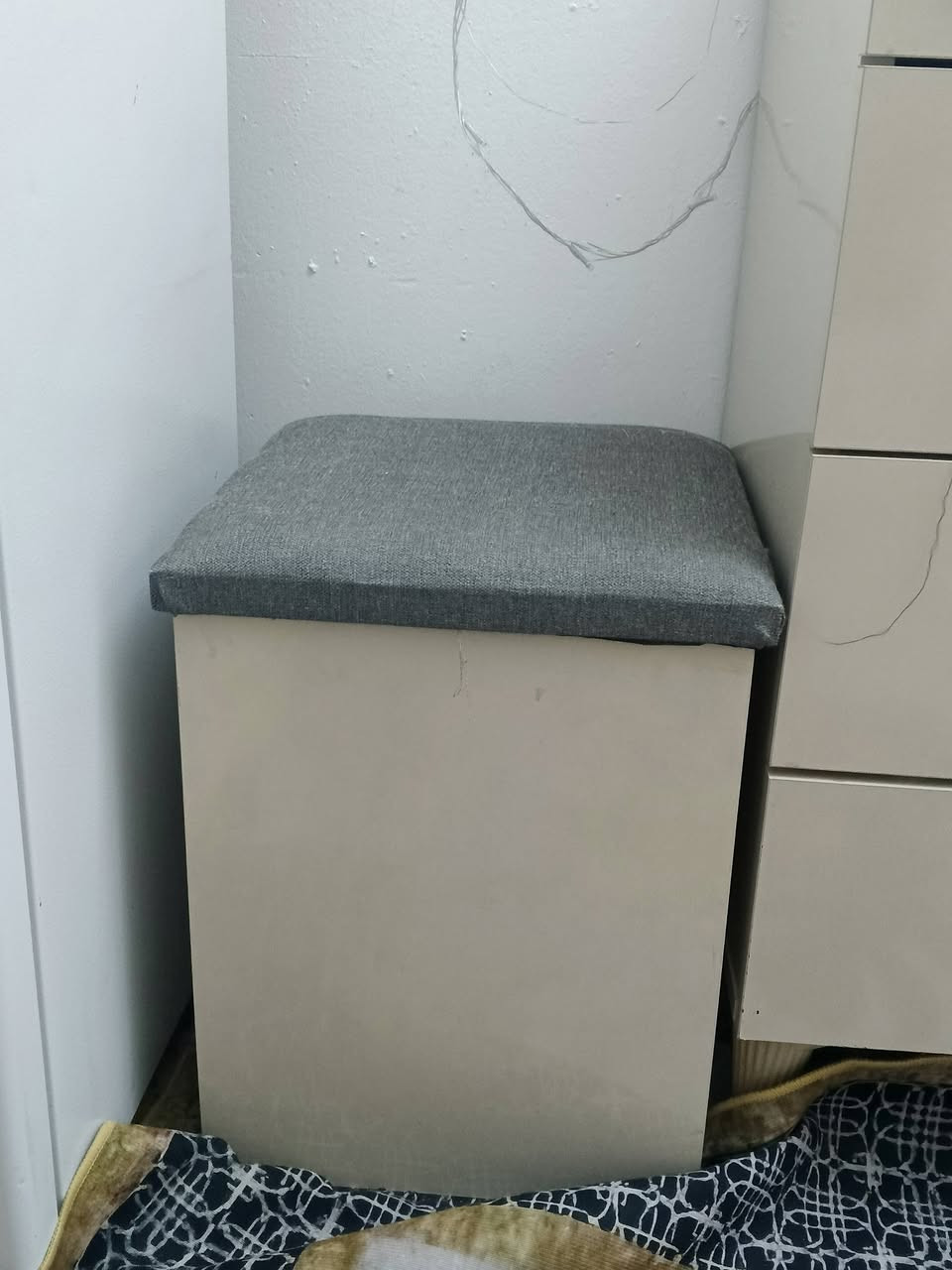 غرفه تركيه للبيع 10 قطع ضمان فتح وشد 10 مرات 
بعدها جديده مابيها أي عيوب 
سعرها مليونين ونص وبيها مجال
للتواصل مراسلة الصفحة


**إذا كنت صاحب هذا الإعلان وتريد حذفه لأي سبب، رجاءا أرسل رسالة إلى الدعم الفني**