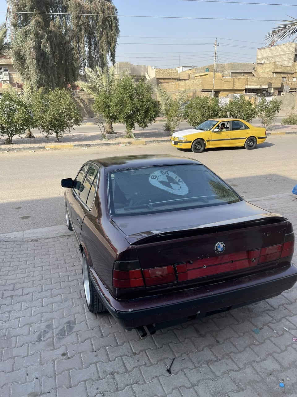 سلام عليكم بيم 520 مديل 93 كير عادي محرم مسكر كير ومكينه أصدر امامي خلفي كله جديد سياره رقم بغداد بسمي سعر 40 لستفسار ***********
