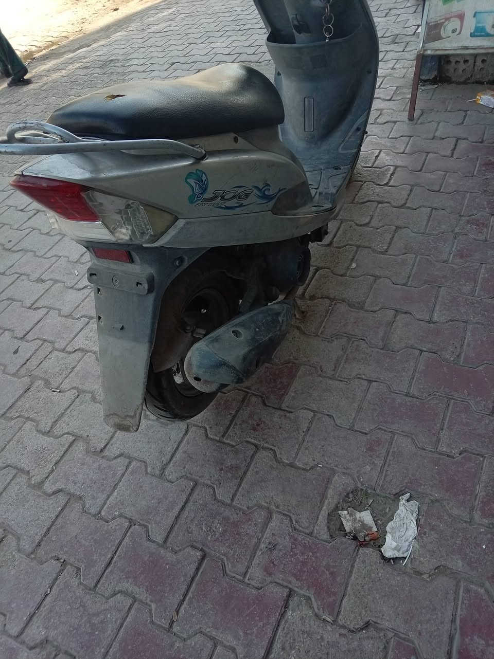 السلام عليكم دراجه ماكس منغولي ما صار لي تقريبا شهر من ننزلها من الرمبه دراجه حلوه  دراجه حلوه وناع من الماكينه ما مفتوحه
السعر سعر مليون 
***********
***********
