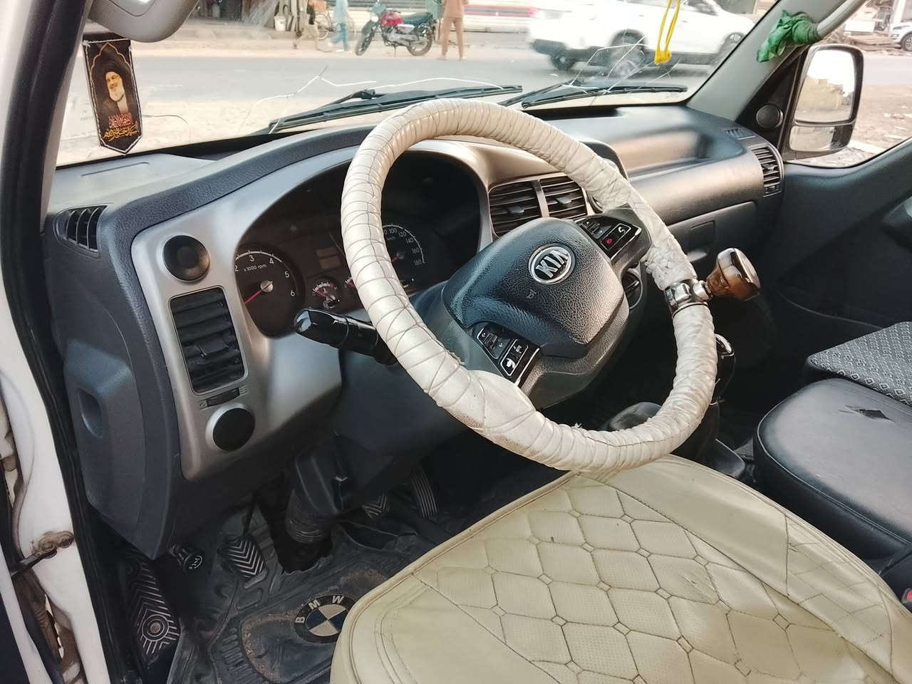 كيا بنكو للبيع السعر مناسب جدا اخت الزيرو موديل 15 ماشيه قليل المحرك مالته مفتوح كلها كامله


**إذا كنت صاحب هذا الإعلان وتريد حذفه لأي سبب، رجاءا أرسل رسالة إلى الدعم الفني**