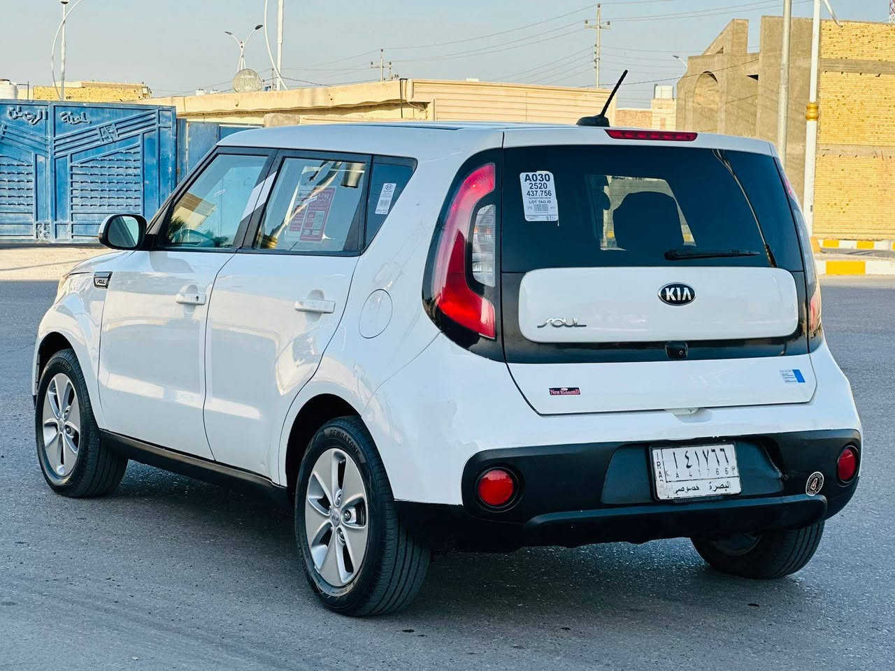 السلام عليكم للبيع كيا صول 2019 رقم. بصره تحويل امريكي تبديل جاملغ الامامي وصبغ مقدمت البنيد والداير الخلفي
مواصفات شاشه كامره 
ويل كب 
تحكمات 
محرك ما مفتوح حداده تبريد تخم تاير جاهزه السياره للخير على وضع الشركه 
السعر: 115
مكان السياره (ناصريه ـــــ الشموخ)
للاستفسار:***********
