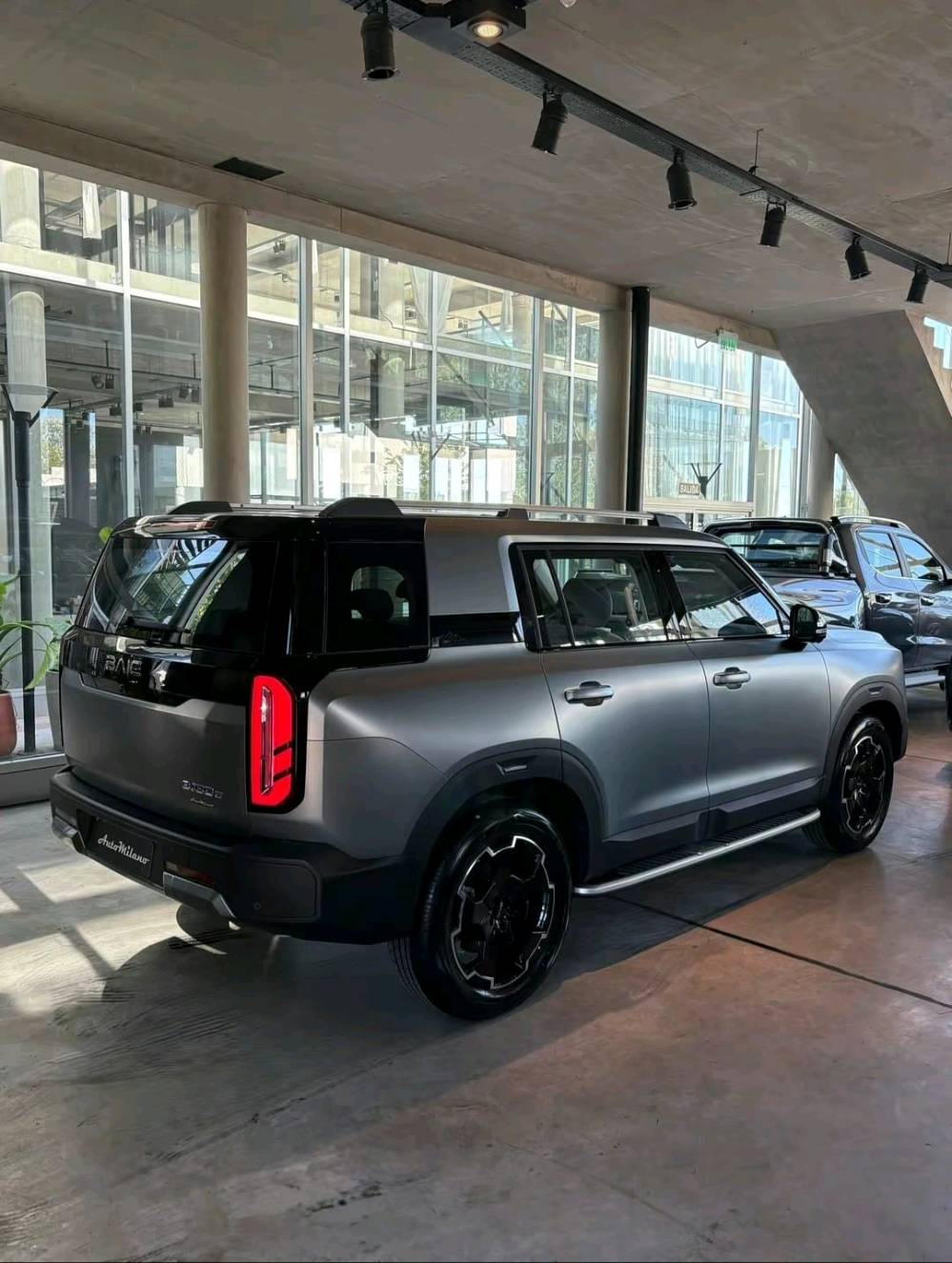 🚙 عرض تقسيط حصري – BAIC BJ30 (بايك BJ30) 🚙
فول مواصفات | مع اللوحات | 
✅ أقل راتب 500 ألف دينار
✅ موظف مدني حصراً
✅ أو كفيل موظف مدني حصراً
💰 القسط الشهري: 480,000 دينار فقط
📆 مدة التقسيط: 8 سنوات
🛡 ضمان السيارة: 8 سنوات
🚗 التسليم خلال 20-30 يوم فقط
∆ عنوان  بابل الحلة شارع ٨٠ جهة كربلاء - ركن شارع محيزم ( شارع الكيات ) مجاور اسواق ركن المدينة -  شركه الماس لتجارة السيارات 
دوام المكتب يوميا من الساعة ٩صباحا - ٤ عصرا عدا يوم الجمعة