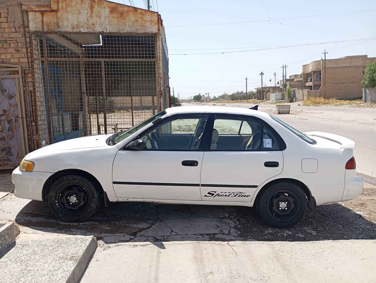 للبيع كورلا 2001 وارد امريكي بلادي نقصهة مشط ستيرن وتبريد سعر 57 وبيهة مجال سيارة بأسمي سنوية تنتهي 2027 ومتحتاج هزة رقم الماني العنوان بغداد سبع البور الاتصال على الرقم ***********
