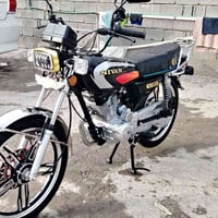 دراجه البيع سافان خمسه كير صار شهرين من طالعه موديل 26 سعره 750 بيه مج...