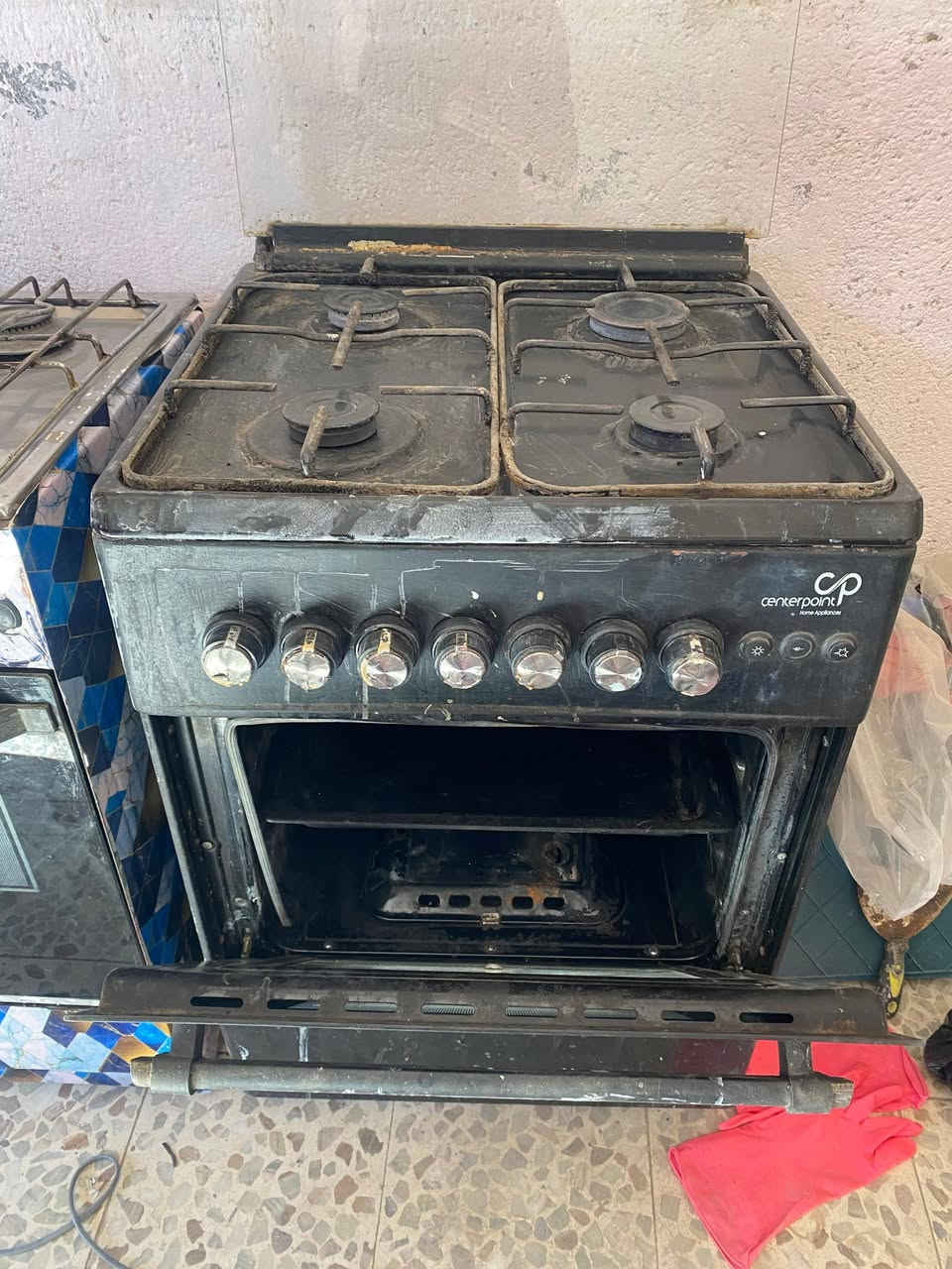 طباخات بأحجام مختلفة وأسعار مناسبة كل طباخ وسعرة ويوجد أيضاً اغراض مستخدمة أو تشرفونة المحل بالتضحية نهاية شارع العلوة القديمة مقابل اسواق حسين الركابي او الاتصال على الرقم ***********
يوجد فيه واتساب
