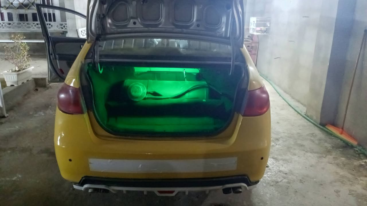 للبيع السعر قفل 60
الانتره 2008
رقم صدامي بغداد 
سياره كامله هزه ومعامله ترقيم دولي الرقم الجديد 
كلشي كامل فقط تدفع الغرامات والهيه وشد ارقام دولي
السياره كير ومحرك شرط تبريد ثلج تدفئة شغال 
السياره حادثه جاملغ خلفي السائق
تخم تاير باتري جديد
صدر امامي خلفي جديد 
يرهم مراوس حسب القناعة 
***********
مكان السياره صلاح الدين الضلوعية 
ملاحظه 
السياره غاز وبانزين شغال 
باقي التفاصيل اتصل وتدلل
