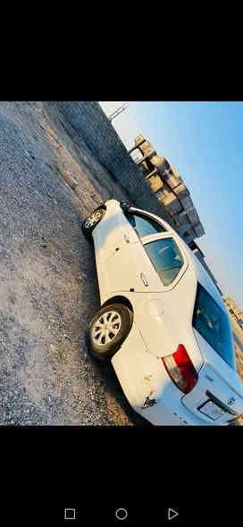 سلام عليكم للبيع يارس ٢٠٠٧ محرك وكير شرط صدر جديد صبغ حزام السعر ٥٧ به مجال ***********مكان كياره
