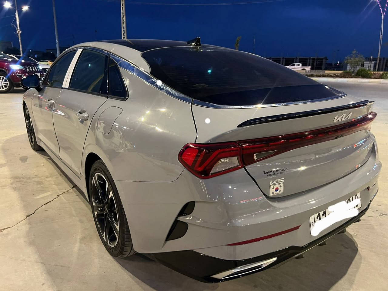 Kia k5 2023 GT line
محرك 1600 تيربو 

اللون سمنتي 

الرقم بغداد

 مواصفات 

مثبت سرعة 

رادار امامي 

بصمة ترحيب

سايد بريك بصمة 

مانع انزلاق 

حساس اطارات 

بك لايت لد كامل 

شاشة كبيرة لمس 

كاميرا 

حساسات أبواب 

مراقبة النقطة العمياء 

إشارات بالمري جانبية 

سترين D shape رياضي 

مقعد سائق كهرباء 

نظام قيادة 5وضعيات 

تحكمات سترين جهتين 

اوتو هولد 

تشغيل عن بعد 

شحن وايرلس 

محدد سرعة 

تحذير من الاصطدام 

 فتح بصمة

ملاحظة (حادثة جاملغ وبنيد ولباب مال سايق توحيد لون بدون ضربه بدون معجون بدون دواخل وسونار موجود الباقي مكفول كير محرك تبريد  السيارة نضيفة بمعنى الكلمة رقمه بغداد بسمي تحويل مباشر  )

السعر (175$ورقه)

رقم الهاتف*********** و بي واتساب
