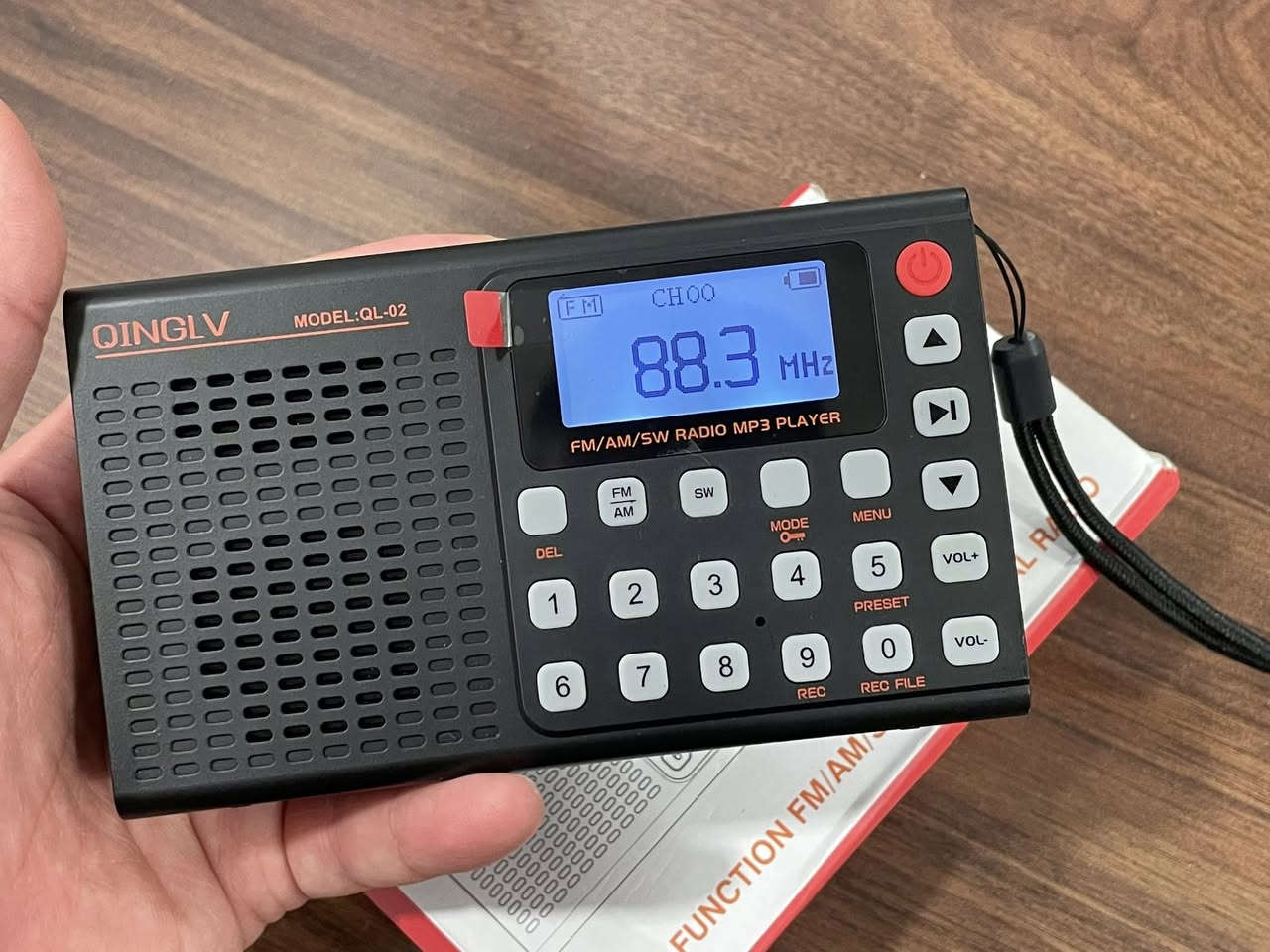 راديو جيبي بهذا الشكل عملي وسهل الاستخدام
متعدد الموجات FM AM SW
ياخذ رام و بلوتوث !!
منفذ هيدفون ومنفذ اواكس 
توليف عتلة جانبية 
شحن تايب C
صوت عالي جدا

للطلب مراسلة الصفحة
متوفر توصيل


**إذا كنت صاحب هذا الإعلان وتريد حذفه لأي سبب، رجاءا أرسل رسالة إلى الدعم الفني**