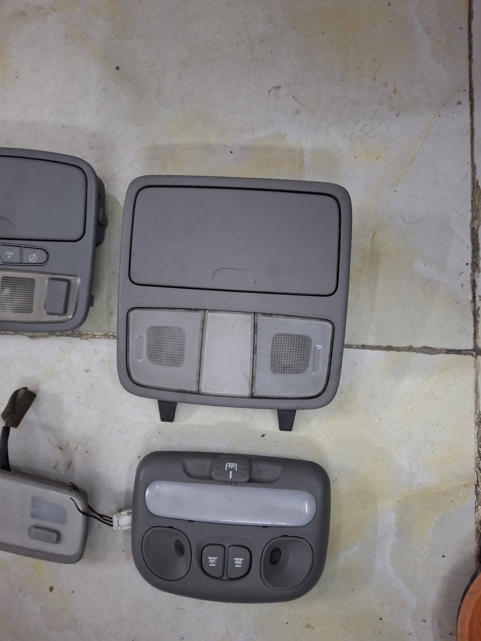 السلام عليكم ورحمة الله وبركاته
كلوبات اصلية مال تفصيخ على الفحص 
مكاني بغداد العامرية 
***********
