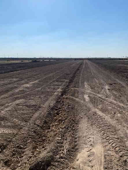 السلام عليكم قطعه ارض للبيع المساحه ٨دونم سند ٢٥  العنوان بغداد ابو غريب الحمدانية الثانيه سعر الدونم ٦٠ 

للاستفسار الاتصال على الرقم      ***********
