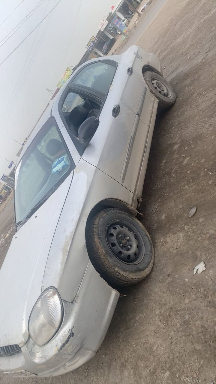 السلام عليكم 

للبيع سوناتا 3 موديل 2000

رقم بغداد جديد سنوية جديدة 

السعر 27

مكانها بغداد التاجي

‭0785 677 5677‬
