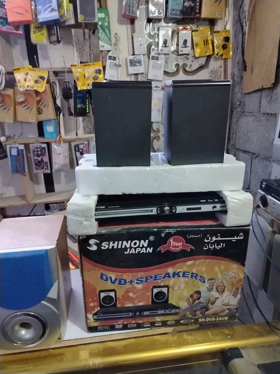 أغراض للبيع في مقدادبة حي المهدى تصال بالرقم ***********
