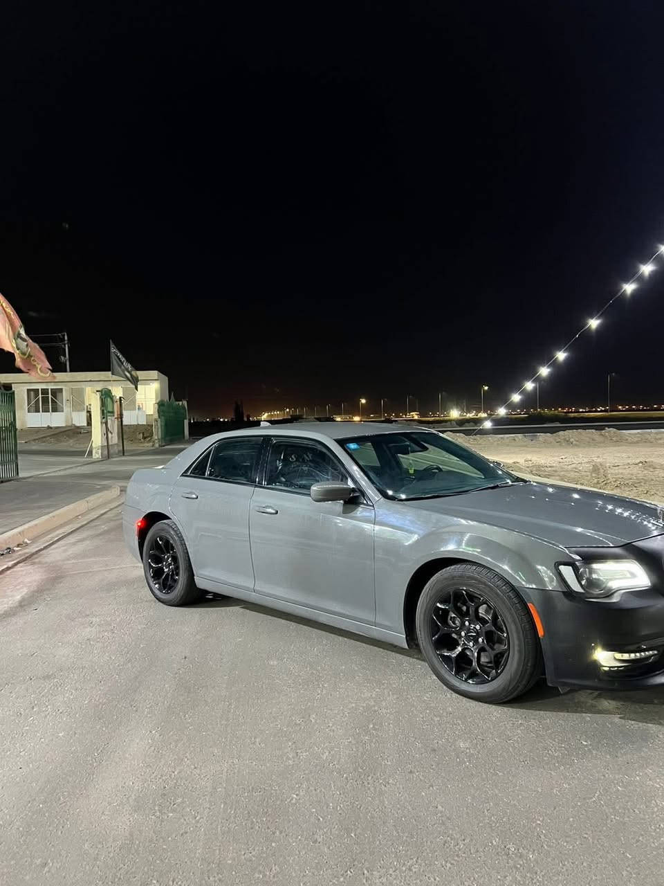 اوباما 19 مرمزه 23السعر 175 وبيها مجال حك الجيه *********** صوره الحادث موجوده وبيها 4 قطع كلير
