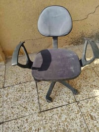 كرسي دوار • للبيع • حي الفارس