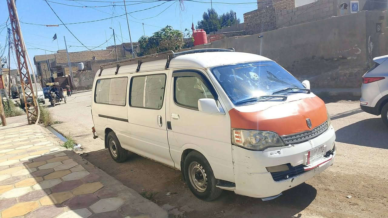 السلام عليكم جنبي اجوان باسمي اكسل محور جمره سياره مدوشمه وجاهزه خير من الله وهذا رقمي للتواصل ***********
