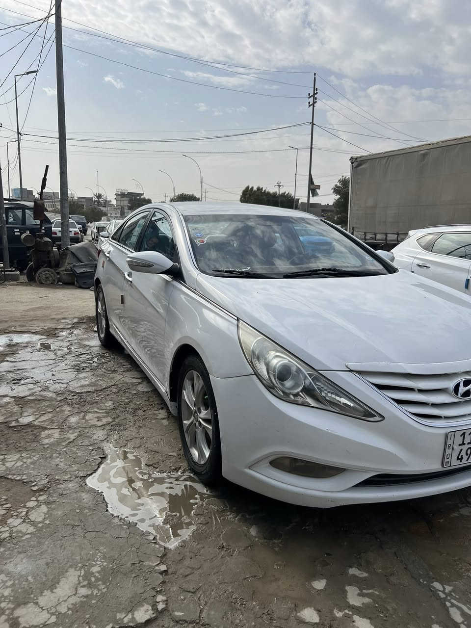 السلام عليكم سوناتا 2013 خليجي بدون صبغ بدون حادث فقط بارد 2 مكينه 2400 دوش سنويه 2030 تحويل ثاني يوم 
سعر 120 بيها مجال بسيط عنوان حله باب المشهد 
***********
