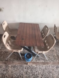 طبلات مطاعم • ٥ قطع • مع كراسي