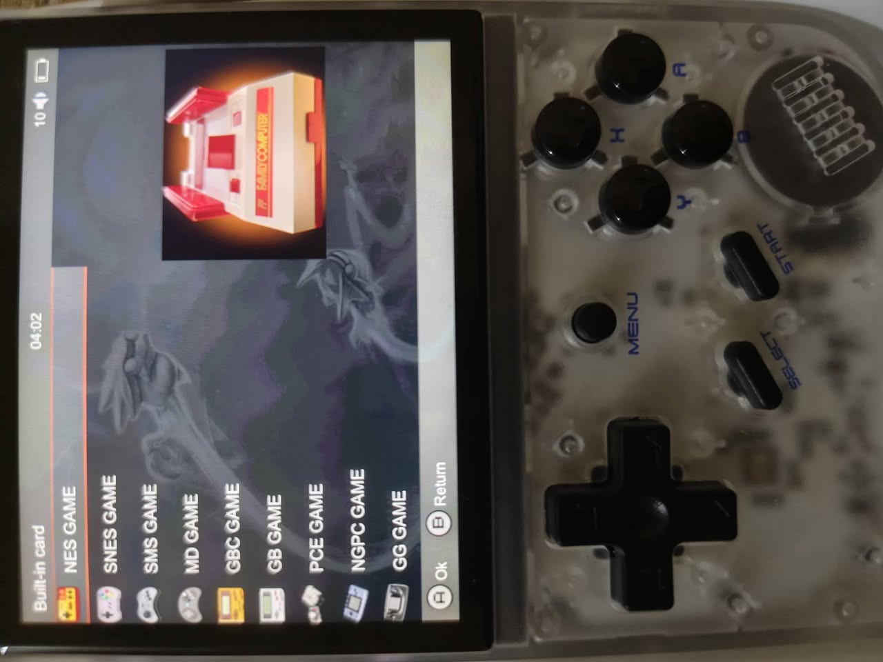 السلام عليكم 
ANBERNIC RG35XX 🎮
جهاز ألعاب ريترو محمول ، يشغل مجموعة كبيرة من الألعاب الكلاسيكية بسلاسة.
✔ شاشة واضحة ومريحة للعب
✔ بطارية جيدة
✔ جميع الأزرار تعمل بشكل طبيعي
✔ بطاقة ذاكرة موجودة ومجهزة بالألعاب بحجم 64 
✔ يأتي مع الكارتونة الأصلية وكيبل الشحن 
مناسب لمحبي ألعاب الزمن الجميل وأجهزة الألعاب المحمولة، والجهاز جاهز للاستخدام مباشرة.
📩 للاستفسار أو التفاصيل أكثر، راسلني على الخاص.


**إذا كنت صاحب هذا الإعلان وتريد حذفه لأي سبب، رجاءا أرسل رسالة إلى الدعم الفني**