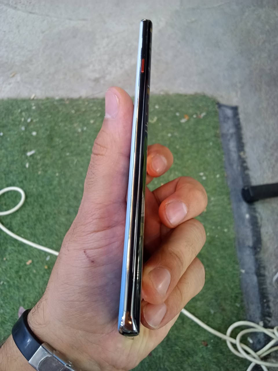 السلام عليكم للبيع، تكنو كامون 40 برو 5G 
ذاكرة 256 عشوائيه 12+12 
ملحقات، كاملة بعدهن ب كارتونه ممستخدمات 
جهاز بعده جديد زلخ مابي بعده، ب ضمان 
بطارية 100% 
 مكاني بغداد الدورة سعر جديد 447 الف حالين، ب سوق 
سعر العندي 360  الف وبي مجال حك الجية ضمان من، باب البيت،

استفسار ***********
